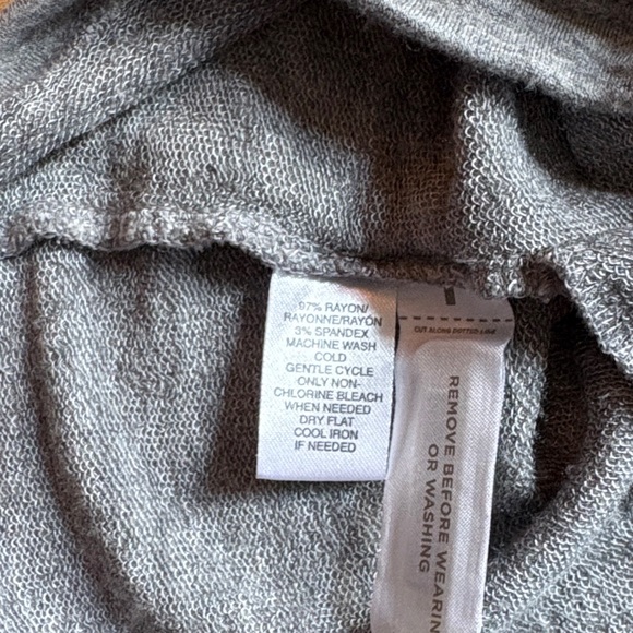 Lou & Grey Sleeveless Heather Gray Romper Large - Picture 4 of 6